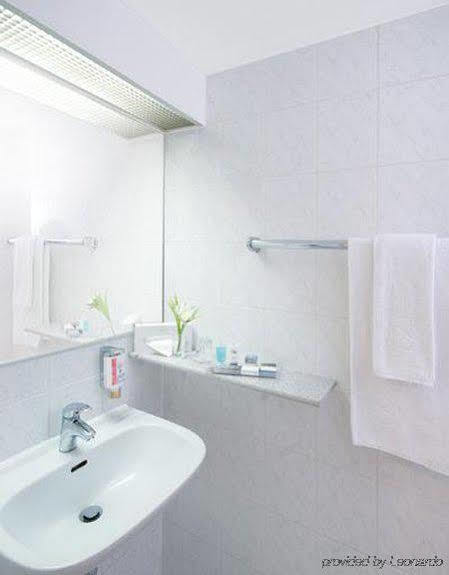 Regent 4* Munich